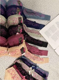 ملابس • للبيع • بالخدمة