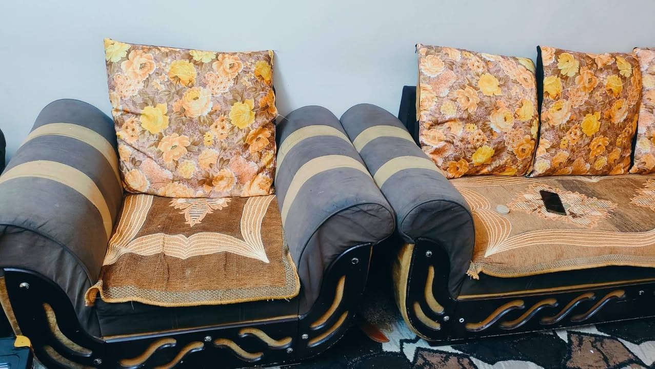 السلام عليكم 
#تخم_10مقاعد_تزكام تخم عشر مقاعد   أللون المرغوب 🤎
خالي من اي ضرر 400وبي  مجال قليل.#ملاحضه_يوجد  توصيل الاقضيه والنواحي


**إذا كنت صاحب هذا الإعلان وتريد حذفه لأي سبب، رجاءا أرسل رسالة إلى الدعم الفني**