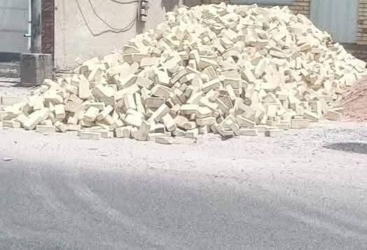 يوجد طابوق عادل للبيع 
***********
***********
تواصل على الواتساب وعلى الرقم
