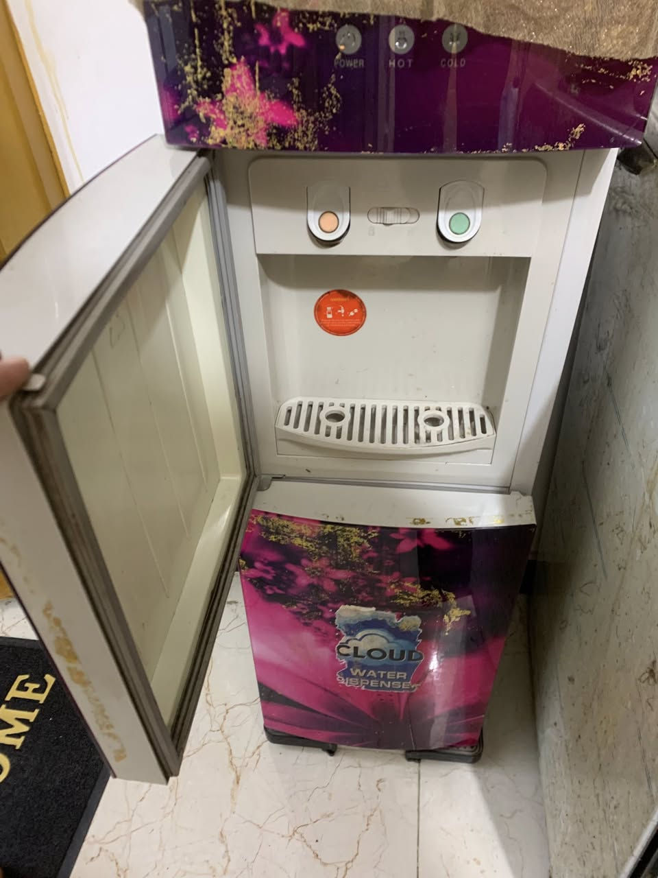 أغراض للبيع


**إذا كنت صاحب هذا الإعلان وتريد حذفه لأي سبب، رجاءا أرسل رسالة إلى الدعم الفني**