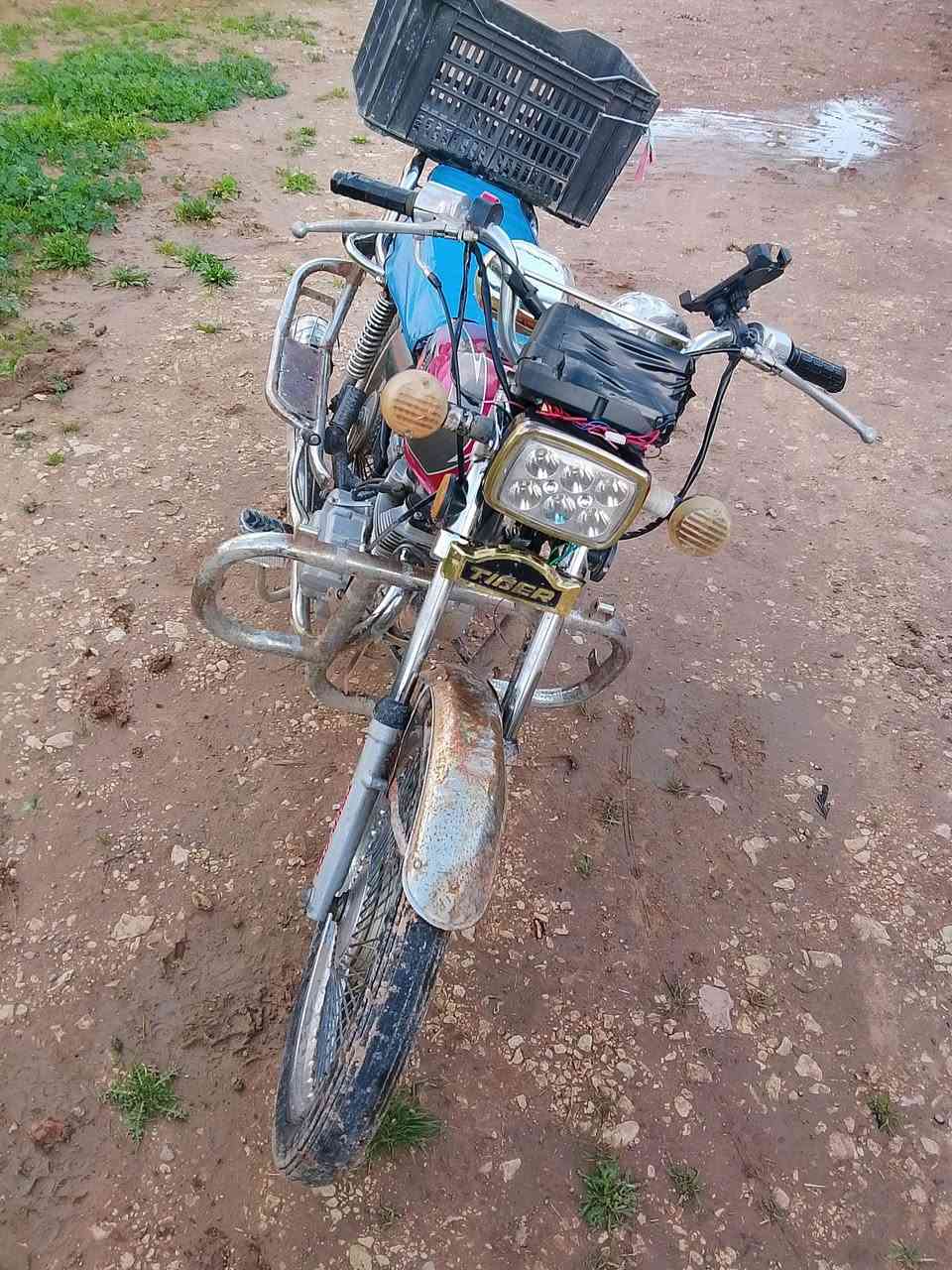 يوجد ماطور للبيع اربعه گير موديل 2019 #ملاحظه الاسيبايه مو للبيع الاستفسار ؏ خاص او ؏ رقم *********** السعر 250
