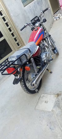 حله تاجيه • 2023 • اوراق اصلية