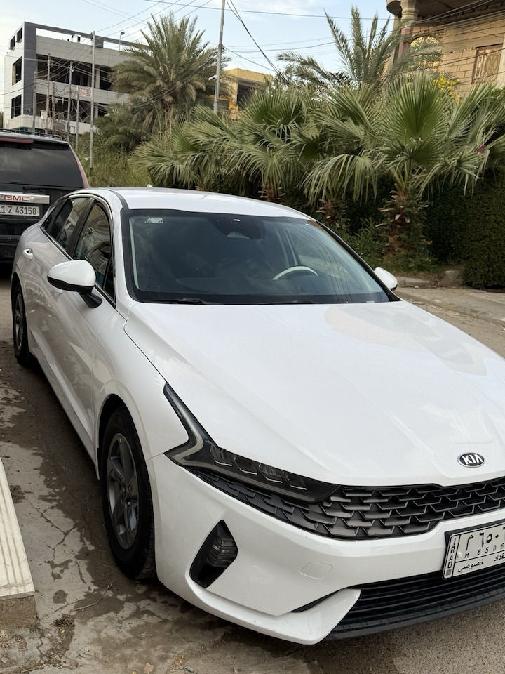 السلام عليكم 
كي فايف امريكي موديل 2021 كفاله عامه فقط دعاميات مصبوغه بدون اي ضربه معوقين راعيها شاب بغداد مكان السياره ناصريه قفلها 160 
للاستفسار ***********
