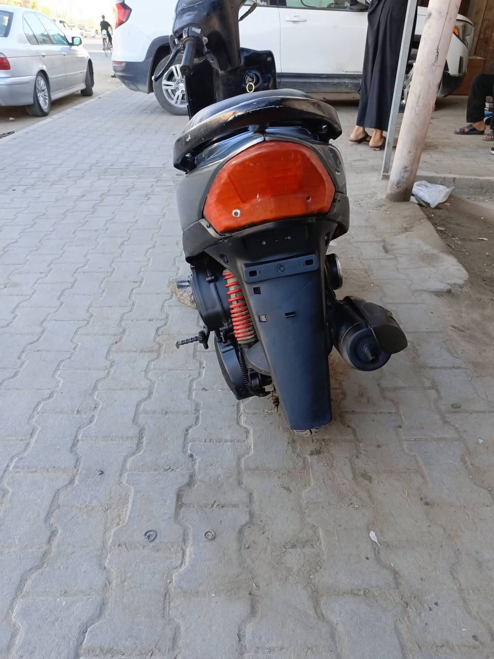 السلام عليكم للبيع دراجه ماكس عدله ياباني دراجه نضيفه وجاهزه محرك ناعم نهضه معدل دبلات شغاله مابيه نقص مفتوح ونضافه شوفت عينك السعر 425 وبيه مجال مكاني قضاء المدينه رقم***********
