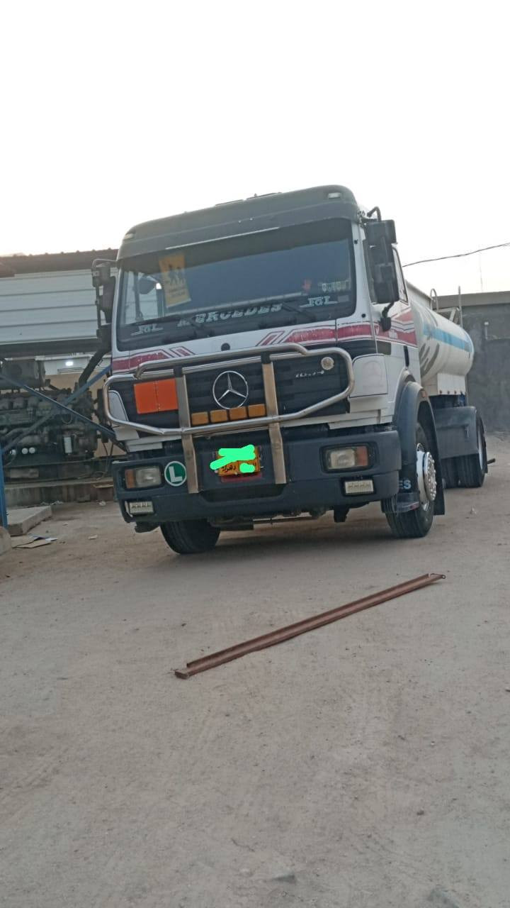 سلام عليكم لبه موديل 96مكينه في كير فافون ابو نجمه صطره حموله13طن رقم تهوك بس ماندل راعيه سياره صولي كير ومكينه وشاصي كفاله سعر 125وبيه مجال سياره مكانه بصره  رقم ***********
