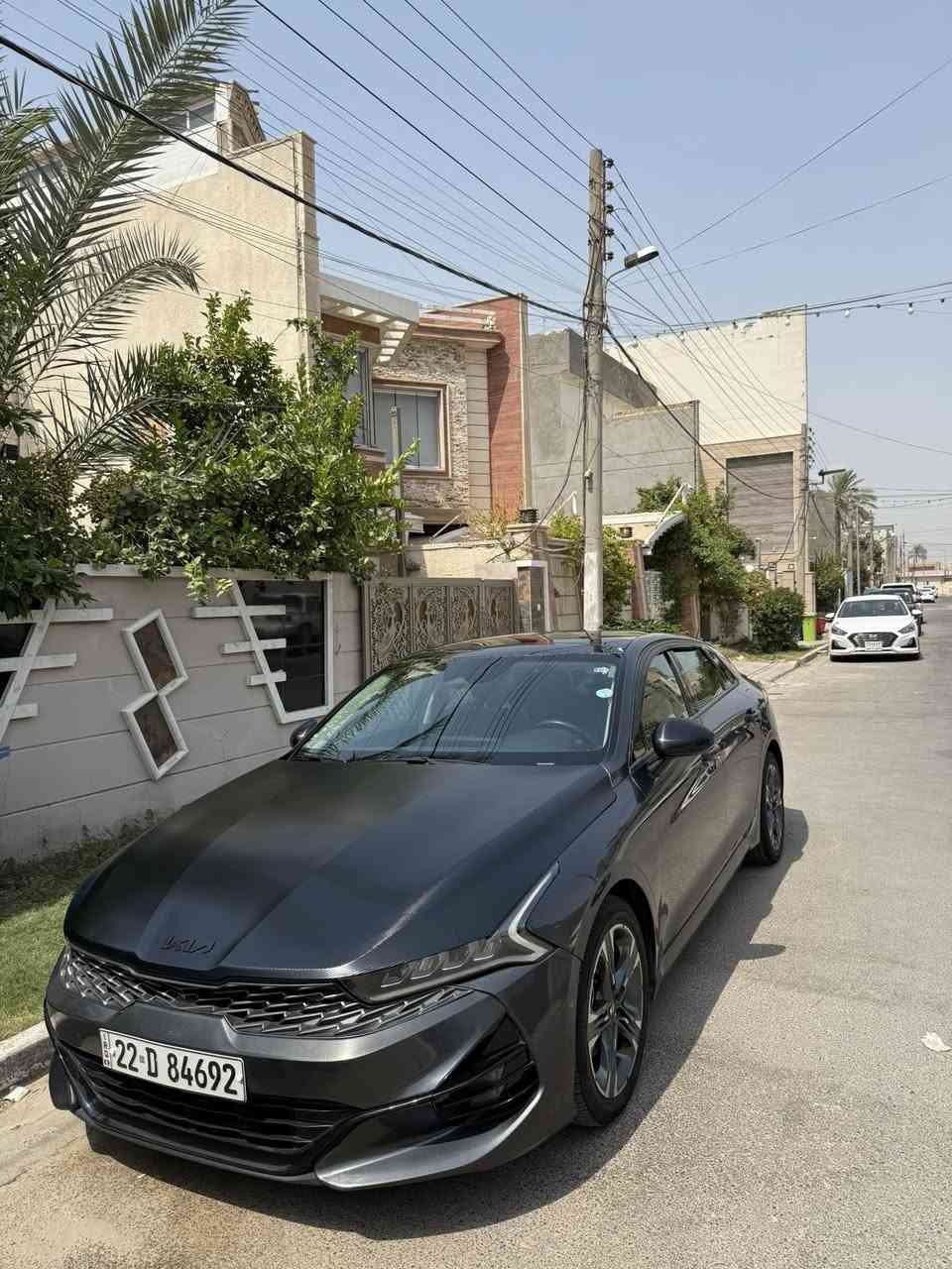 كي فايف 5 أعلى مواصفات 1/1 EX  موديل 2021
اربيل شمالي
‎ محرك 1600تيربو 
‎اللون نفطي
‎بصمه تشغيل +تشغيل عن بعد
‎شحن هاتف لاسلكي
‎قياده ذاتيه ع الخطوط السريعة
‎هاند بريك بصمه
‎سقف اسود بانوراما
‎مثبت سرعه
‎مري قلاب عند رجوع
‎سستم سماعات bose
‎حساس اطارات
‎بك لايت ليد كامل متصل
‎شاشه كبيره Gps
‎كامره دواره +حساس خلفي
‎كشن حار بارد
‎شاشه اعطال
‎ويل كورم لونين
‎رادار جانبيه
‎مراقبه النقطه العمياء
‎جنطه ذكيه عند الاقتراب+ ترحيب
‎اشاير بالمري
‎كشنات جلد أسود
‎كراسي الأمامي كهرباء
‎لايتات عدسات لد اصفر
‎نظام قياده إيكو سبورت سمارت نورمال
‎فول تحكم ستيرن 
‎كير اوتو + عادي
‎اوتو بريك
‎دشبول صاج
‎حادث بنيد إرباك ستيرن فقط وراجع سستم بلاد
حجر شرط بلادي 
سعرها ١٦٥ وبيها مجال بسيط
(مكان السيارة بغداد حي الاطباء ) 
‎للاستفسار الاتصال على الرقم
‎رقم تلفون ***********
