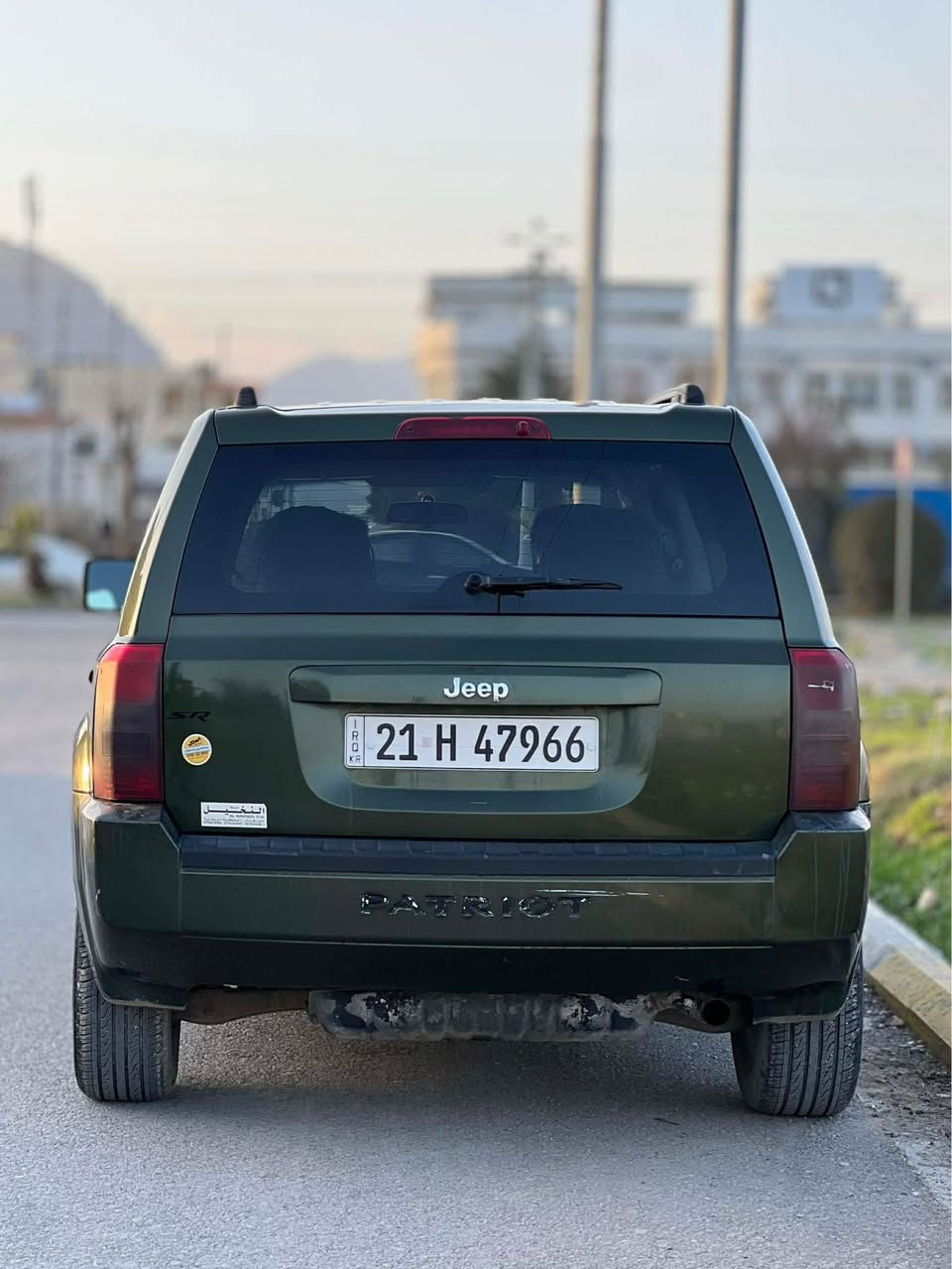 جێب پاتریۆت ٢٠٠٧ پێش و پشت کەپس کارەبای گێڕ و مەکینە بەشەرت بنی توند و تۆڵە بێ تەقەو ڕەقە سەنەوی تا ٢٠٢٩ نوێیە  بۆیاغ و لێدراوی نییە ٤ پارچەی تێزابی بەسەردا ڕژاوە نرخ ٨٥ و معامەلە *********** رانية, السليمانية
