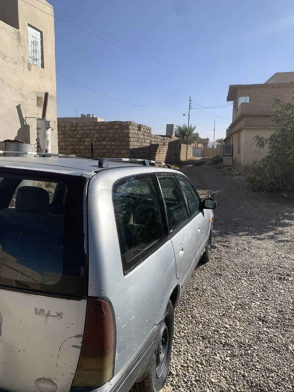 السلام عليكم  -برايمره ستيشن محرك 16 موديل 92 تواير نضاف محرك نضيف كير شرط  صدر جديد باتري جديد رقم الماني اي غرامات ماعليهه الشرعي من الشركاط 'كهربايئات كله سياره جاهزه السعر 18- للاستفسار اتصل ***********
