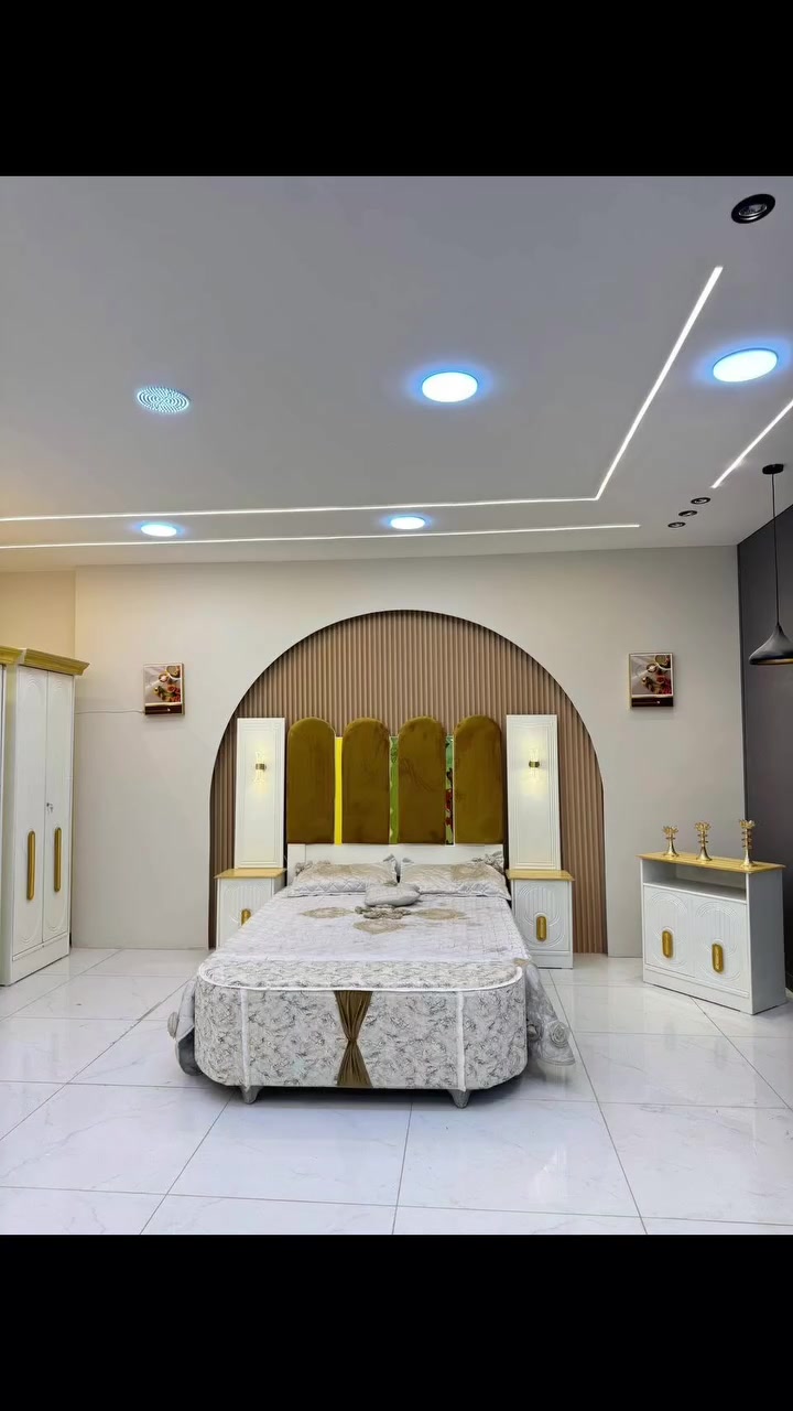 السعر // مليون فقط 😍

🔅تفاصيل الغرفة المرمري  ....

 خارج ٤ملم ام دي اف 🔺
وداخل صاج ٣ملم 
صبغ حراري  درجة اولى 

عدد القطع  ٧ قطع 😍
🔺1 //جرباية  قياس  ١٦٠ × ٢٠٠ 
🔺//ميز جانبي ايسر قياس ٥٠
🔺2// وميز  جانبي  قياس ٥٠
🔺3// زاوية ارتفاع مترين عرض ٨٠
🔺4// وميز بلازمه  
🔺5//وميز مراية ارتفاع مترين عرض ١٢٠
🔺6// وكنتور ٦ باب  ارتفاع مترين و١٥ طول ٣ متر و١٥

القطعه الثامنة حسب الطلب شازلون
سعرها ٥٠ الف ❤️


**إذا كنت صاحب هذا الإعلان وتريد حذفه لأي سبب، رجاءا أرسل رسالة إلى الدعم الفني**