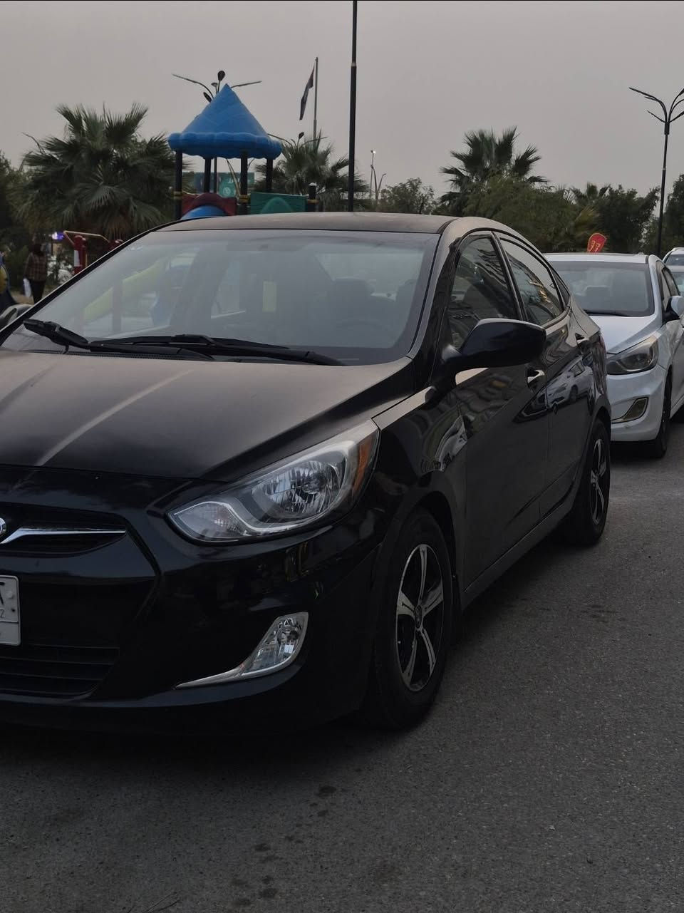 اكسنت امريكي 2013
1600
صبغ جاملغ خلفي فقط ماشيه 115
تبريد ثلج حداديه جاهزه كير كهربائي 
فقط المكينه حاليا بيه كازكيت تنقص مي مكينه ناعمه ما بيه شي 
مكان بغداد الغزاليه ***********
