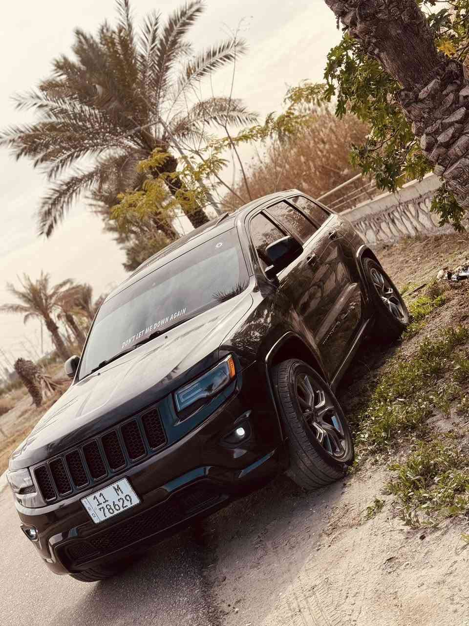 سلام عليكم
جيب وراد امريكي مديل 2014 المرغوب بانزين عادي 
ماشيه 120
حادث جاملغ وبنيد بدون دواخل شرط صور حادث بل منشور وجاملغ ثاني كلير 
مكينه ستوني مبدله مال كصه بيه ضمان 

وحداديه جديده حته دبلات مبدل تفصيخ 
ويل SRTاصلي 
بصمه SRT 
تخم تاير جديد 
رقم بغداد ابسمي 
ستوني مبدل ارقام وسنويه وهزة جديده 
تفاصيل كله واضحه كدامك اتصل فقط
مكاني النجف الاشرف 

سعر 178
‭0777 987 1520
