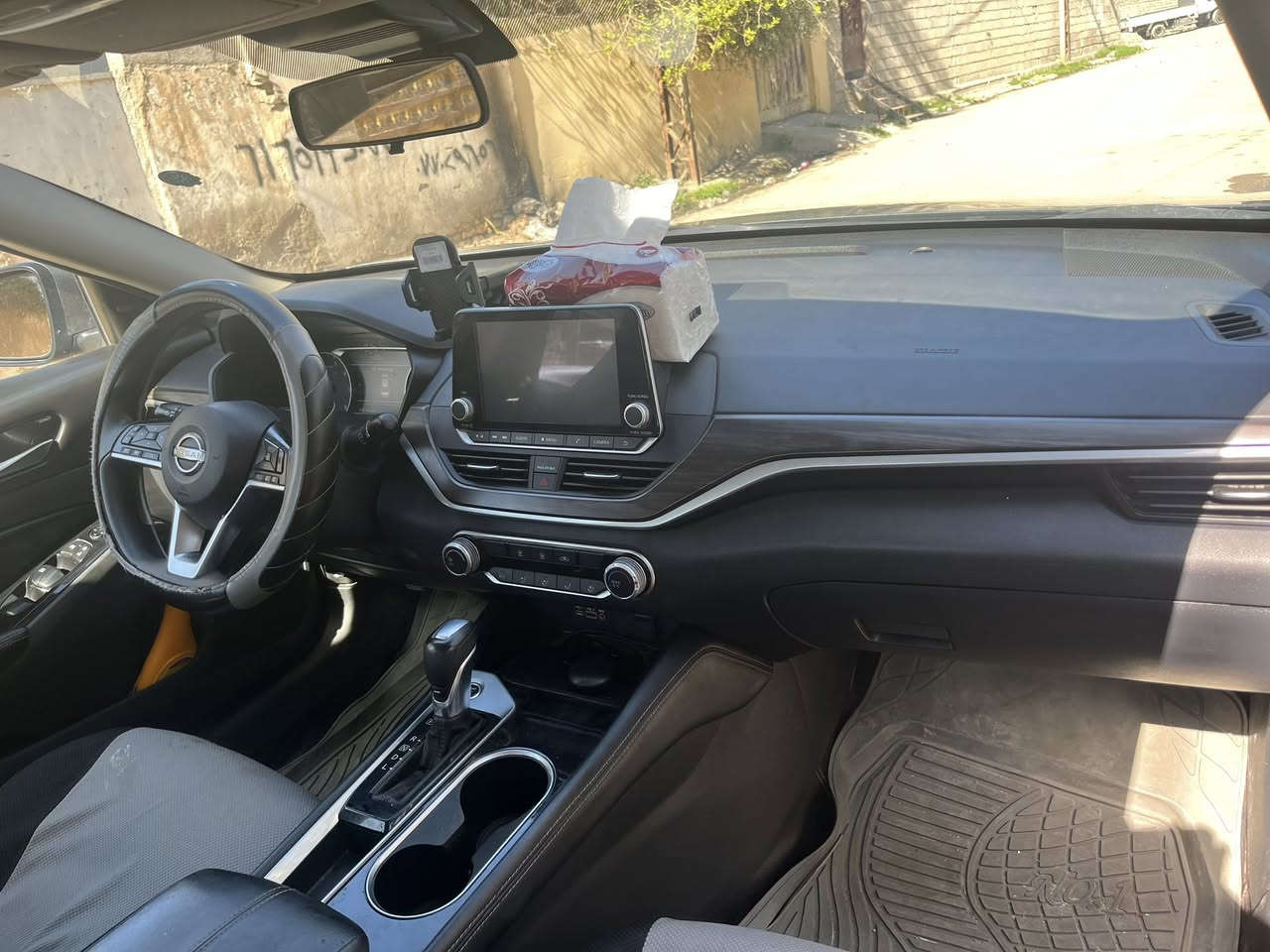 نيسان التيما البيع معوقين موديل 2023حدثه جاملق خلفي بسه السعر 152وبيه مجال***********
