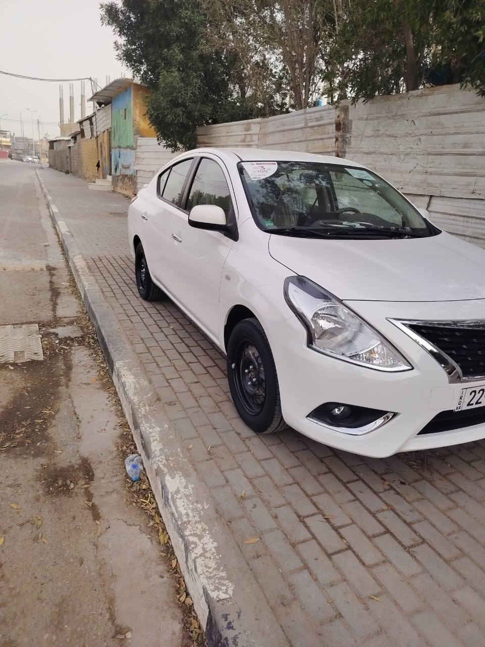 ***********نيسان صني 2025 سياره كفاله عامه زيرو على وضع الشركه بدون وكاله شاشه لكزس حساسات السعر 131 وبيها مجال قليل
