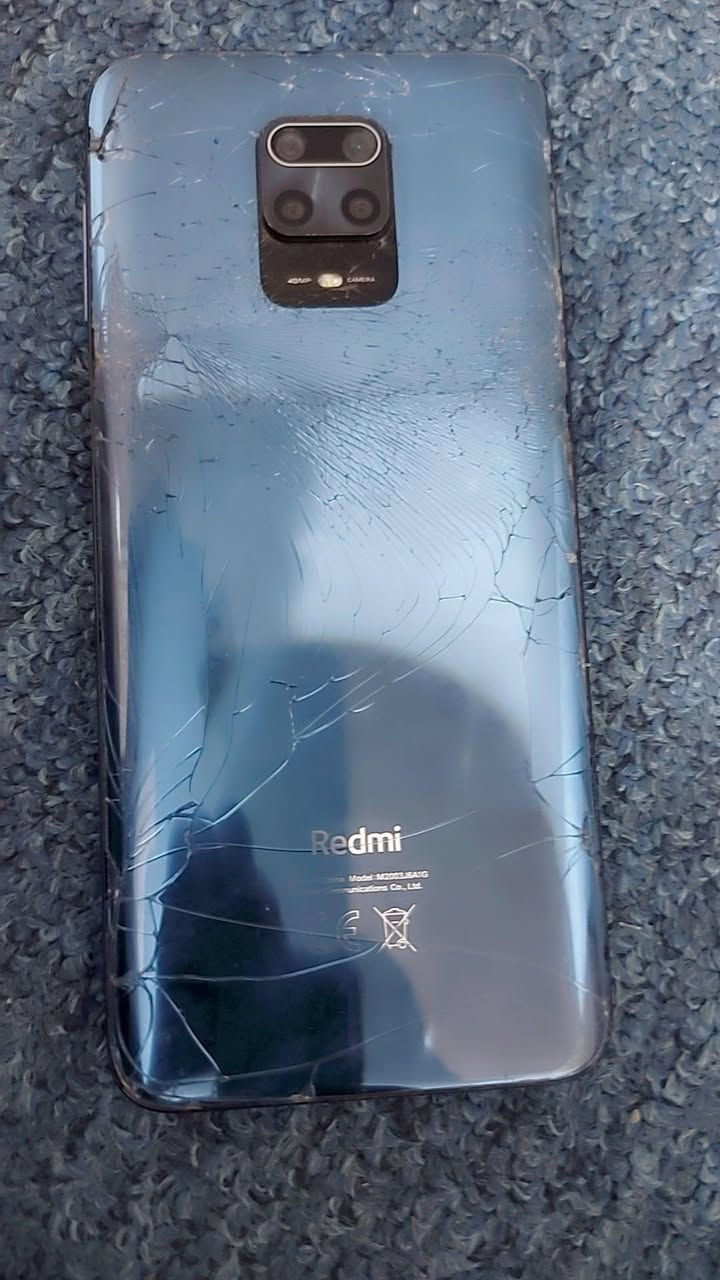 📱 ريدمي نوت 9S للبيع – فرصة حلوة
💾 128 جيجا
⚡ 6 جيجا رام
📸 الجهاز شغال 100% وما بيه أي مشكلة
🔧 العيب الوحيد: كسر بظهر الهاتف (ما يأثر على الاستخدام)
✨ خيار ممتاز بسعر مناسب
💰 السعر: 90 ألف قابل للتفاوض
📍 المكان: حي الحكيم – نزلة علي الأمير – قرب المستوصف
📩 خاص أو اتصال ‎*********** دهل اوران, واسط
