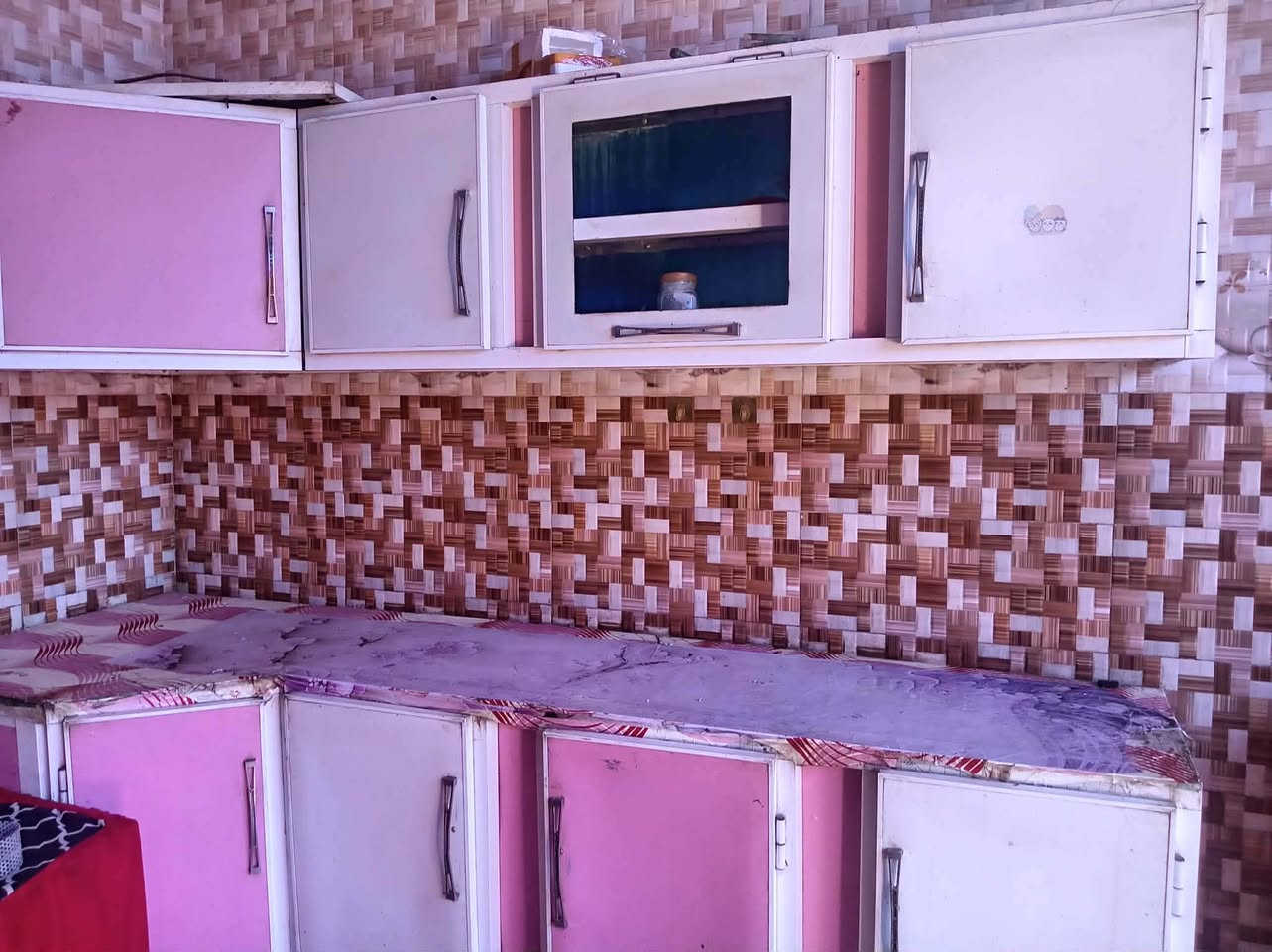 كاونتر تزكام نضيف اربع قطع فوك اربع قطع جوه اخوان تزكام موجاهز ديوانيه سنيه 250بيه مجال ***********

