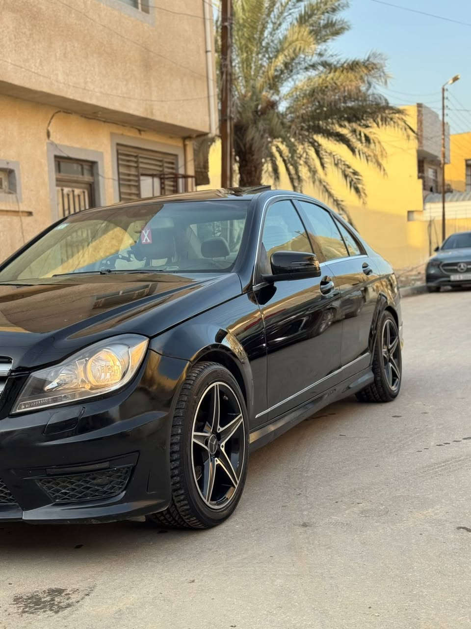 مارسيدس C300 مديل 2012 وارد أمريكي بيها 3 قطع صبغ بدون دواخل سونار مرفق ماشية 142 محرك V6 المرغوب فول مواصفات 1/1 فتحة بصمة كشنات جلد كهربائي تدفئة وتبريد ثلج تحديد مسار مانع انزلاق تحكم ستيرن خزن ميموري حساسات أشاير بل مري كير عادي و اوتو سبورت 6 نمر بعد بيها هواي مواصفات محرك كير خير من الله حدادية تخم تايرات جدد السياره جديده بمعنا الكلمة واحلئ من الصور رقم بغداد الجديد مشروع وطني تحويل مباشر السعر 116 بيها مجال بسيط مكان السياره بابل مركز المدينة ***********
