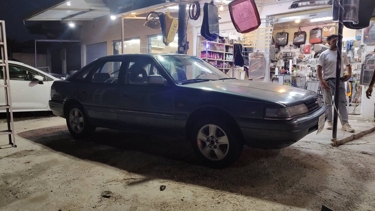 مازدا 626 جنطه
8 بخ المرغوب 
موديل 91 
رقم اربيل سنويه منتهي من 2020 
وعليه غرامه 200$
كير محرك شرط 
بيه شبر تعديل 
سعر 28 وبيه مجال 
***********
