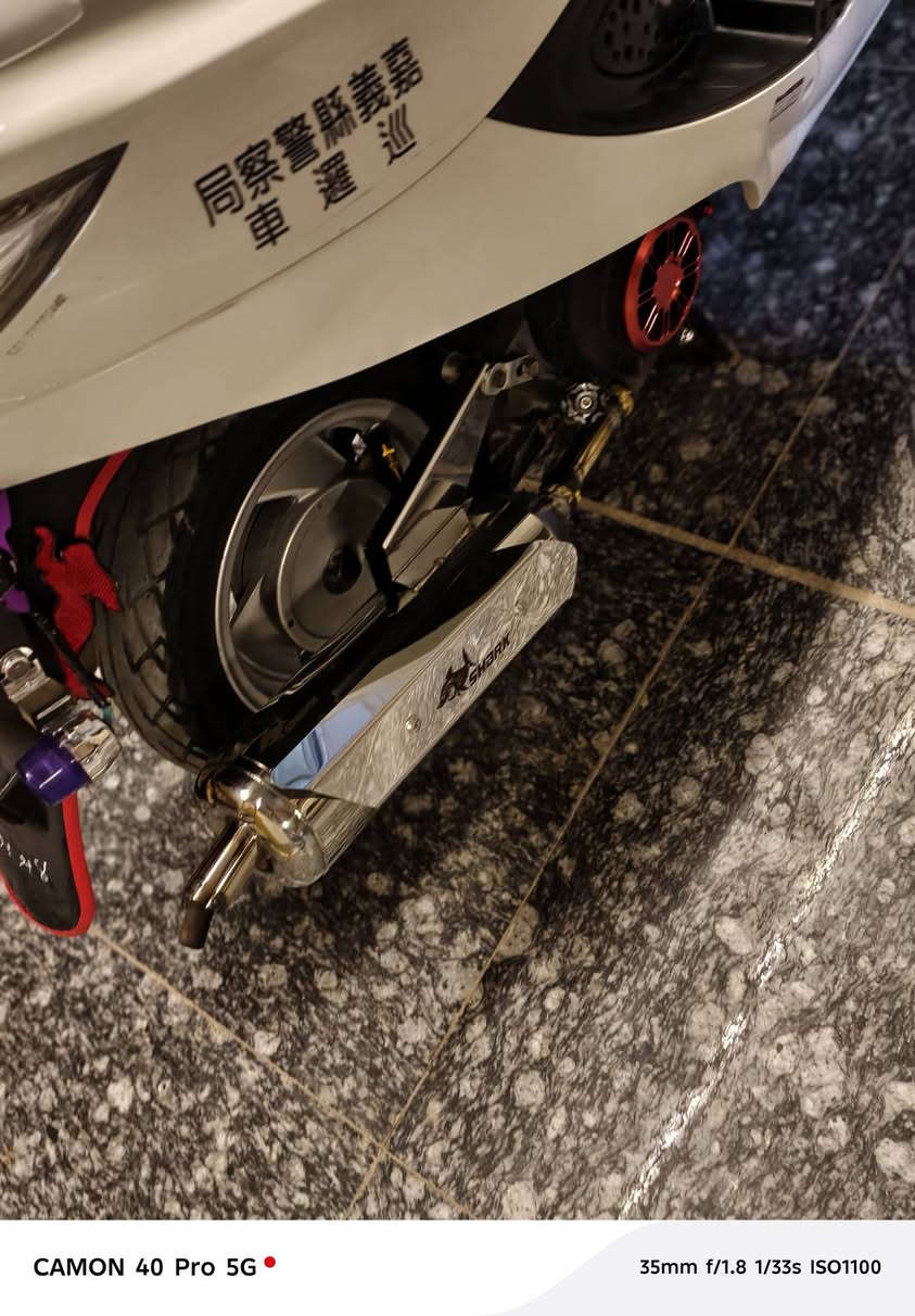 السلام عليكم للبيع صالنصه رياضي ستيل مال كامكو التفاصيل خاص لوه وأتساب ***********
