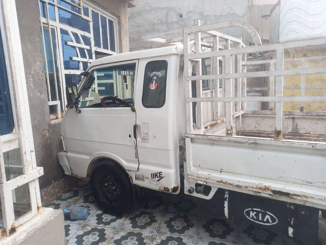 سلام عليكم كيه بنكو 96 قماره وربع سبعه جنكال رقم بغداد انكليزي تحويل ثاني يوم مكينه مجفته جديد وبم ونوزل جديد صدر جديد شاصي مكفول رقم شاصي مكفول المكان ديالى خان بني سعد للاستفسار نتصال ع رقم ***********
