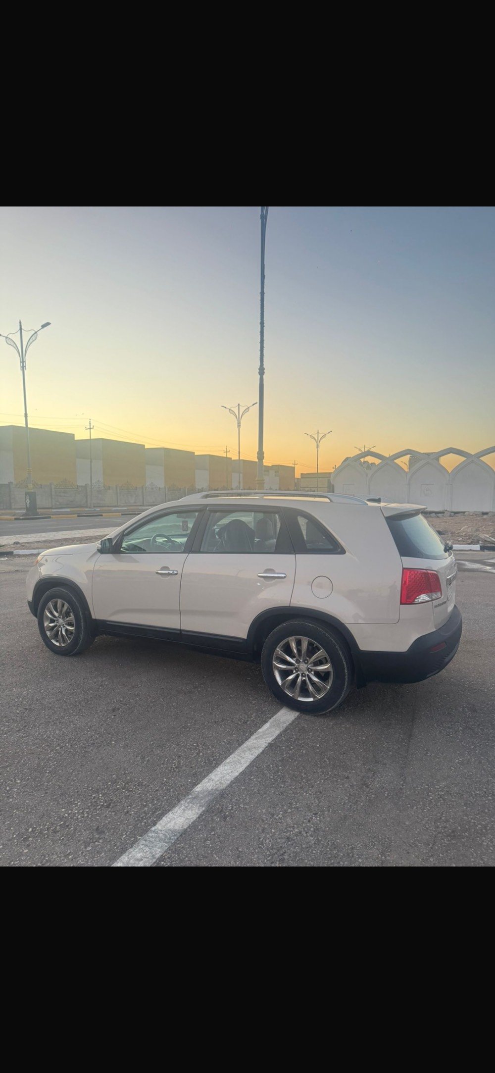 سورنتو امريكي كلين  2011 7 راكب 
 6 سلندر  3500
فول مواصفات للإخير بصمة شاشة 3 قطع تبريد بنوراما فوول كفالة عامة بدون صبغ رقم بغداد جديدة السيارة ومعايزة شي سعره 140قفل قفل قفل
*********** بي واتساب مكانة كربلاء 