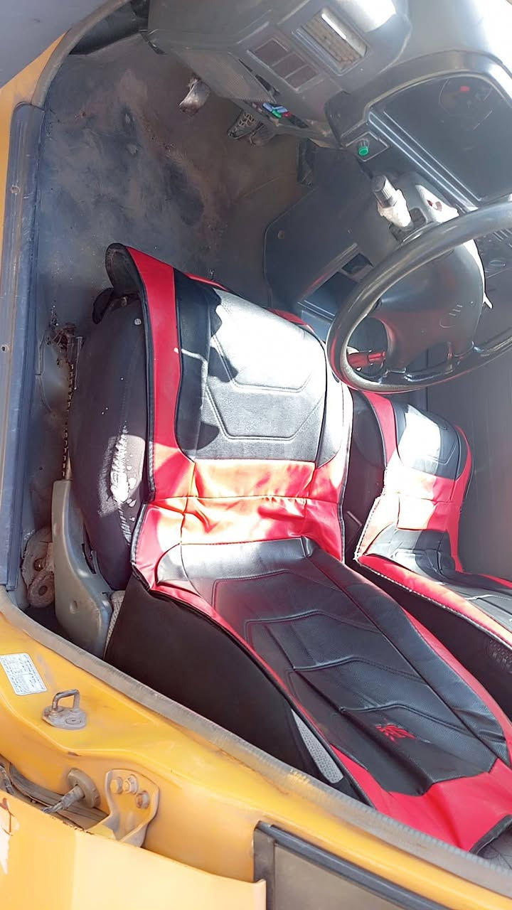 سايبا موديل 10 باسمي سنويه 2082
لا غرامات ولا هيه مصفره  اروح بيه للدوام وارجع فقط كامله هزه

موبايل *********** السعر 18
