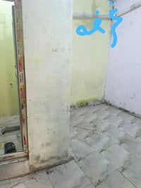 بيت للبيع  بالبشائر بظهر مديرية التربية قريب على الأداره المحليه منطقه...