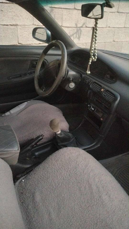 بسم الله ***********بةناوي خؤدا سيارة مازدا موديل 1997كير بةشةرت 4تاية تازةية بةناوي خووما سيارةكة وةك وينةكة پاكة پاتري تازةية مةكينةكةي تشفيتي دةويت سةيارةكة لة داقووقة سعر 45مجال تكاية تلفون بكة نامة مةنيرةن *********** دكوك, كركوك
