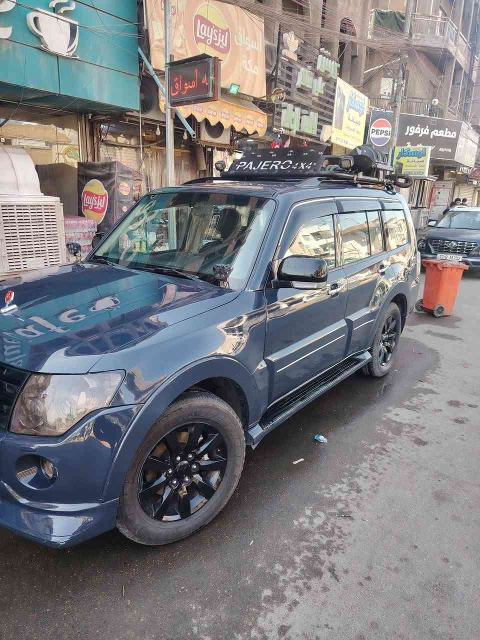 باجيرو ٢٠٠٩ حبتور تخم تاير ويل ١٨ مكينه 3800 كير ٥ نمر اتو وعادي مراوح عدد٤ كهربائيه ٢مع التبريد و٢ مع المحرك ماء زيتي اصلي انسى حماوه والتبريد ٣ قطع🧊🧊🧊  تتدف شغاله ٣ قطع ٧ راكب كروز سرعه شاشه+شاشه داش كام منفصل المرايه امامي وخلفي وداخل السياره ايرباكات سليمه امصبوغه عام جماليه لأن جانت جارده دمام +11سماعه البلادي سلايت روف درع امامي +خلفي +هوك سحب اصلي +سيبايه عمل درجى أولى بسمي السياره وصارلهاخمس سنوات عندي وفديو قبل الصبغ موجودعليها غرامه ٥٠٠٠٠ فقط السعر١١٨
النواقص
جامه السكن وكفت بالجديد
لاستيك ولف يكلف ٢٥٠ بدون فتح كور
بوربرن خلفي صفحه السكن بي صوت وموجود عندي جديد 
 بس مجال ماعندي
هاي جميع التفاصيل *********** بغداد
