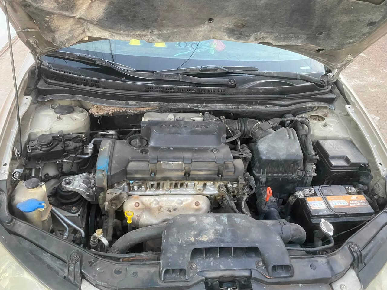 السلام عليكم شباب الانتره ٢٠٠٨محرك ٢٠٠٠لون ذهبي  بيها بس جاملغ ايسر مبدل ومصبوغه حزام جماليه محرك قبل ٣ايام شديته كير جديد صدر خلفي امامي تبريد تخم تاير حديد رقم أنبار نكليزي تحويل مباشر السعر ٨٥وبيها مجال   واذا اكو مراوس بتكسي جديده عادي راوس مكاني بغداد الدوره ***********
