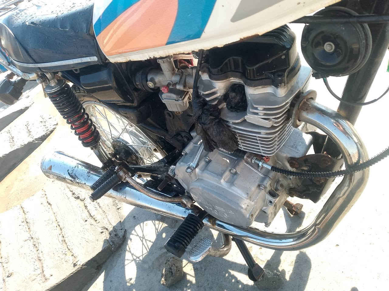 تايكر 21 للبيع مابيه اي نقص كلها شغاله كلك كلك كلك مكفوله سرقه 
السعر 300 وبيها مجال 
***********
