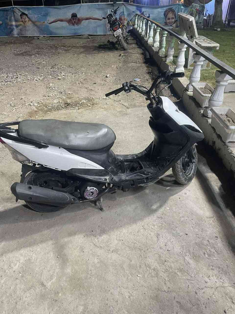 السلام عليكم عندي دراجة ماكس حلوه  كامله الدرجه بكل وكت نكره سلف الدرجه ابلديه وحلوه سعرهه 350 وبيه مجال أو امراوس بسكنس فقط  المكان بغداد البلديات والشراي ايراسل خاص ويدلل


**إذا كنت صاحب هذا الإعلان وتريد حذفه لأي سبب، رجاءا أرسل رسالة إلى الدعم الفني**