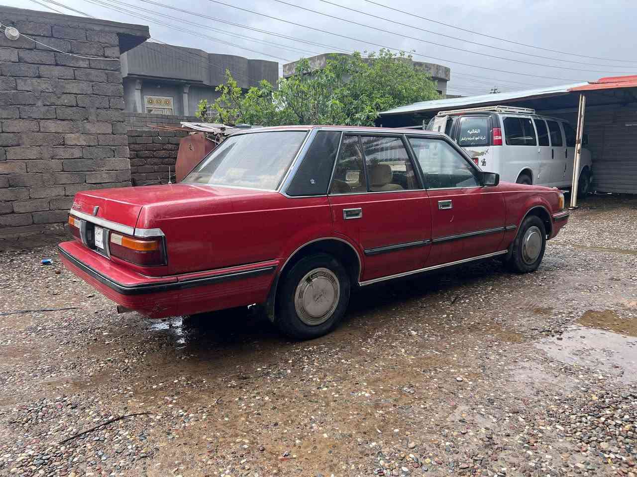 السلام عليكم
سوبر 85 للبيع 
رقم بغداد صدامي 
محرك كير بطه 2500 شرط
قطره صبغ مابيه وضع شركه 
صدر تايرات داخل جديد 
تفاصيل اكثر الاتصال
السعر 38 وبيه مجال 

***********
***********
