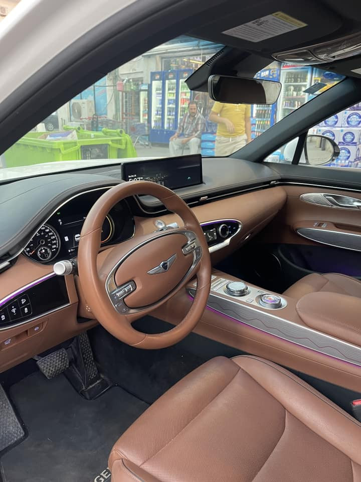 للبيع gv70 
2024 
ماشيه 11 الف كيلو 
حادث خلفي بسيط بدون ايرباك 
السعر 34 
*********** 
مكاني المنصور
