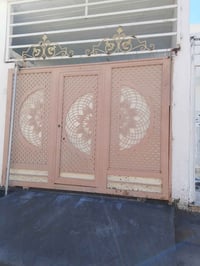 باب سلايت للبيع ارتفاع 2 متر عرض 2 متر80سانتيم حديد2ملم شرط بدون خياس ...