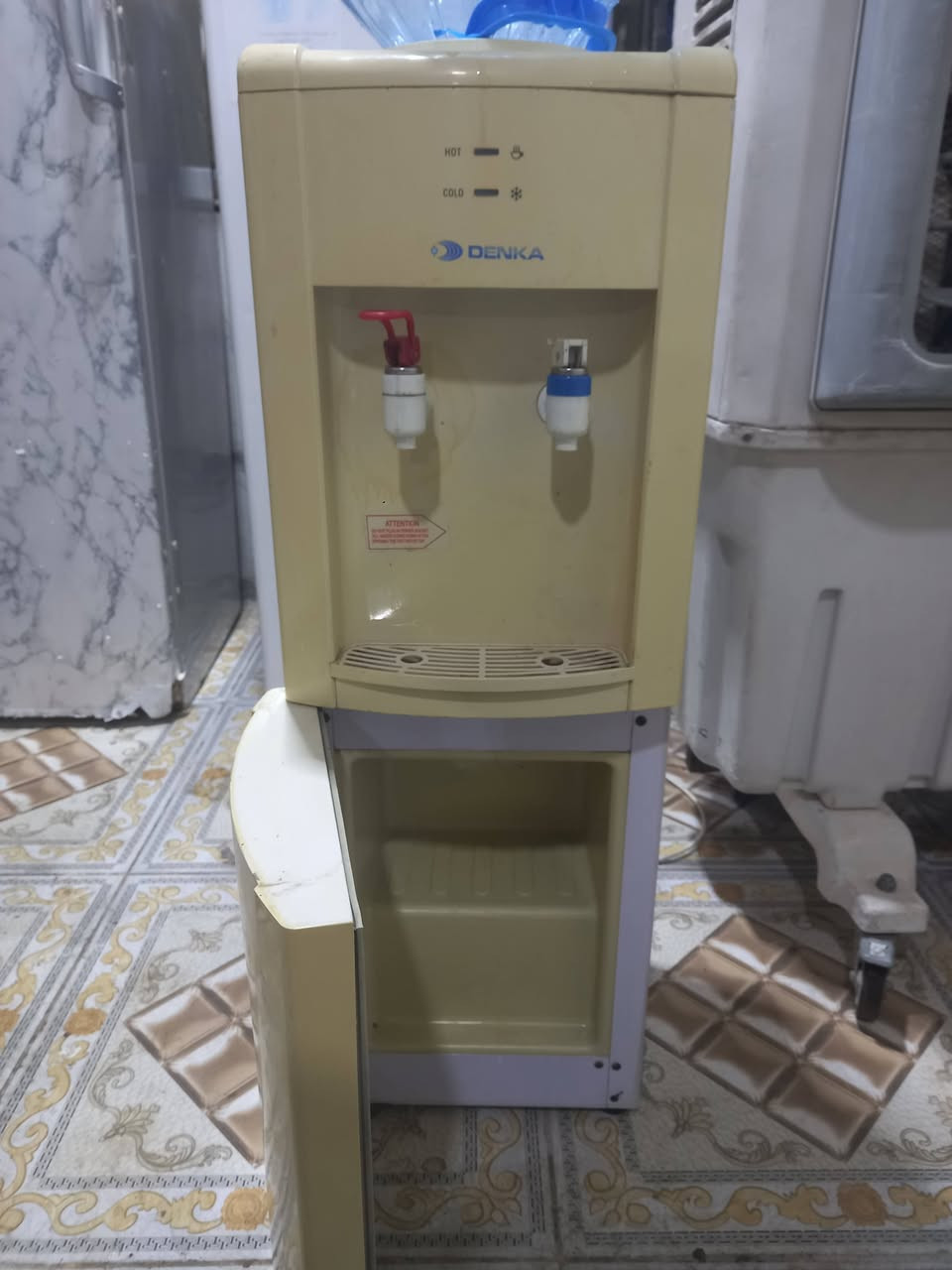 براد للبيع شغاله سعر 30 وبي مجال تعال خاص وتدلل


**إذا كنت صاحب هذا الإعلان وتريد حذفه لأي سبب، رجاءا أرسل رسالة إلى الدعم الفني**