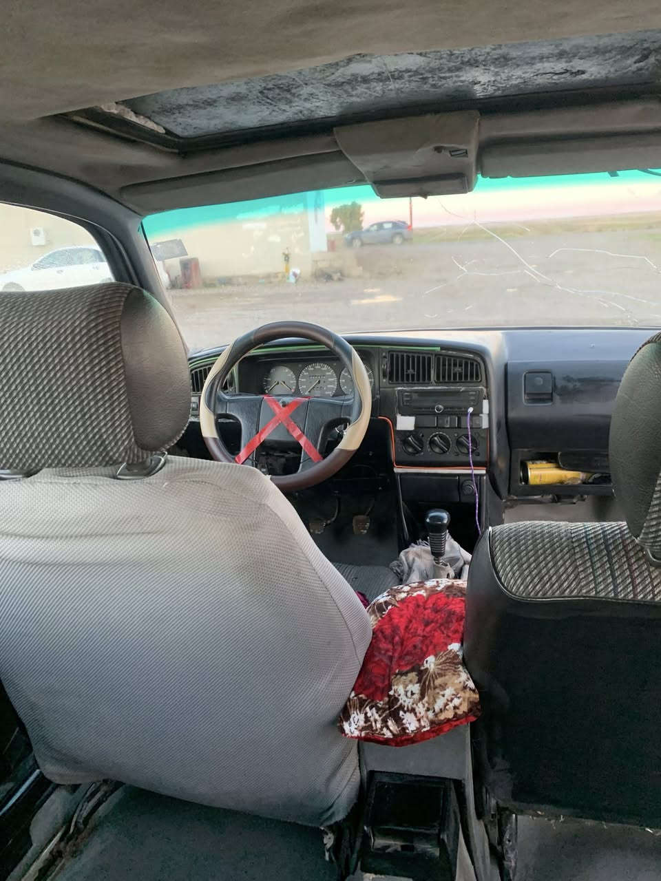 باسات للبيع  موديل ٩١كير محرك خير من الله محرك معمر جديد تواير صدر نص عمر رقم دولي وكاله وتحويل بشرط ترايك للبصره السعر ٢٣وبيها مجال اتصل خاص ماجاوب ***********
