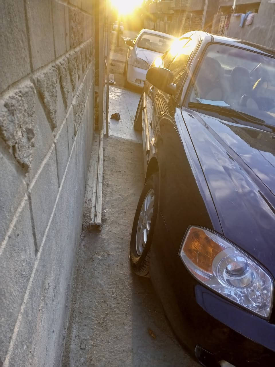 السلام عليكم كيا اوبتيما موديل 2005 وارد امريكي حادثها جاملغ خلفي بدون دواخل كير محرك جديد جدا تبريد ثلج صدر خلفي وامامي سياره بدون صبغ عدا ثلاث قطع تخم تاير جديد شاشه كامره خلفيه سياره بلادية على وضع الشركه سنيويه لغايه 29 كهربائية كله شغال كل نقص مابيها المكان بابل مركز اخوان ممتواجد على النت اتصل ولحد يكلي شبيها تفاصيل كلها مذكوره/ *********** السعر 70 بيها مجال قليل
