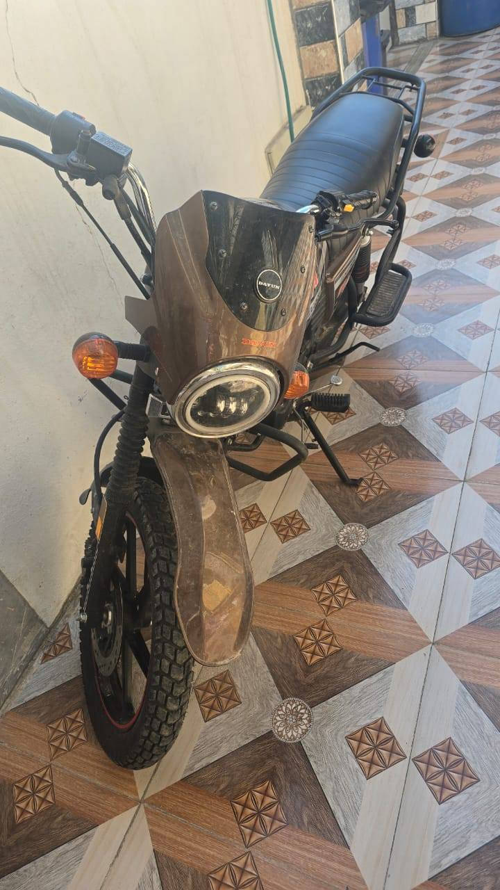 DAYUN دراجة للبيع 
جديد رقم وسنوية موديل 2024
للأستفسار ***********
