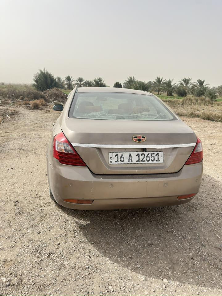 موديل 12 مكفوله صبغ عام للجماليه كير محرك بلاد وضعيه جيده اترايها الى اربيل تبريد شغال ارقام نكليزي سنويه 29 تحويل مباشر رقم قادسيه السعر 45 العنوان سماوة 
***********
