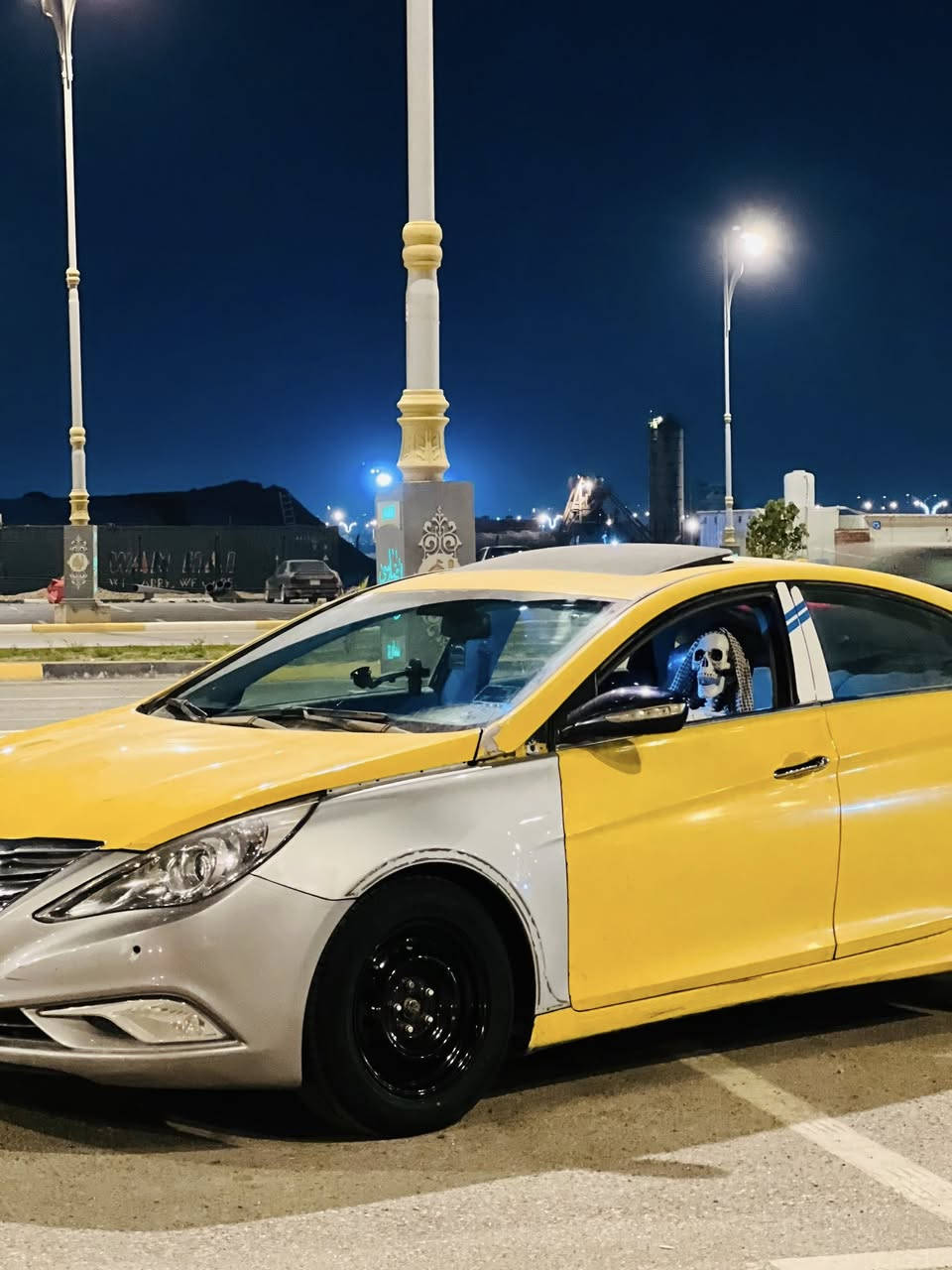 سلام عليكم للبيع سوناتا وارد امريكي محرك g d i رقم واسط موديل 13 فول لمتدد ماعدا الشاشه بصمه تشغيل بصمه ابواب فتحه اشاير بالمري راعي السياره بغداد شرط مداور  مكان السياره كربلاء. السعر 90 وبيها مجال يحتاجلها بس صبغه سمكره شي قليل بيها

للاستفسار 

***********
