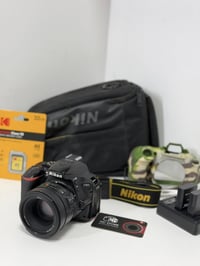 نيكون D5600 • عدسة 50mm f/1.8 • نظافة ٨٠٪