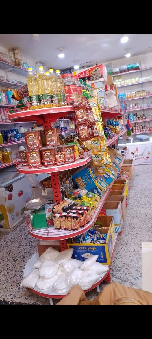 سفينه وصطيه ورفوف جداري وسلات جبس وميز كاشير وسله اندومي وسله كرزات للبيع الشراي يتصل العنوان بغداد واكو توصيل ***********
