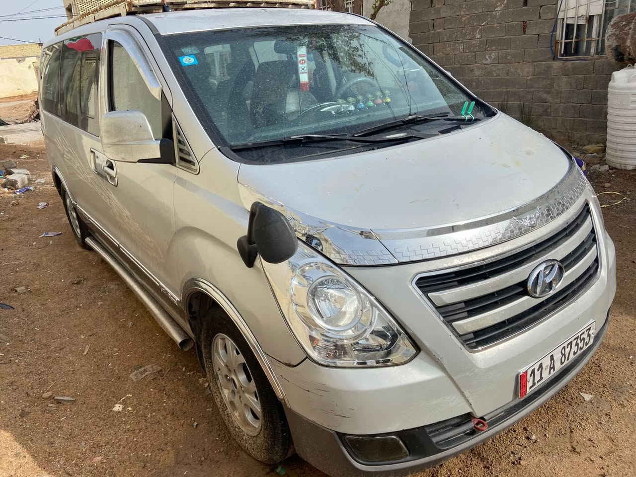 السلام عليكم ستاركس موديل 2008مسكر ارقام انكليزي جدد سنويه جديده السياره برغي معايزه حته مكفوله من الصبغ مكينه وكير وحداديه جدد للأستفسار ***********مكاني النجف الاشرف
