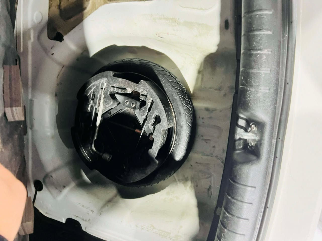 كيه موديل ٢٠٢٠ 
ضرار بوند 
بدون ايرباك السعر ١١٨و بيها مجال


**إذا كنت صاحب هذا الإعلان وتريد حذفه لأي سبب، رجاءا أرسل رسالة إلى الدعم الفني**