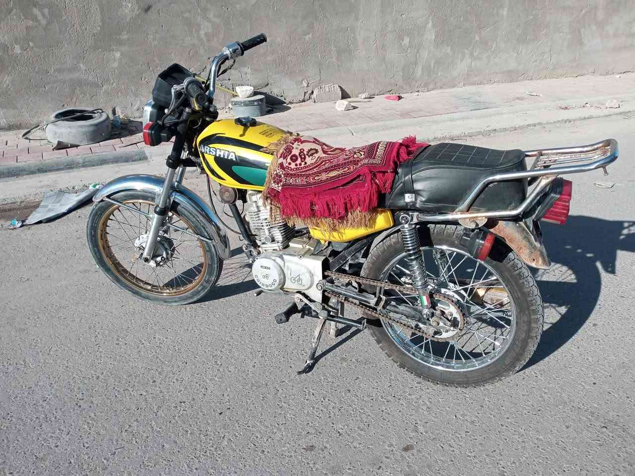 السلام عليكم
دراجة ارشا أربعة كير ايراني بلاد 
موديل 2016 اوراق أصولي  وكيلها مكتب حسين تترقم كبل  كلها بلادي 
تعمير 2026 غراض كلة اصلي هستوني معمرها مابيها نقص للبيع مكاني كربلاء المقدسة حي العامل


**إذا كنت صاحب هذا الإعلان وتريد حذفه لأي سبب، رجاءا أرسل رسالة إلى الدعم الفني**