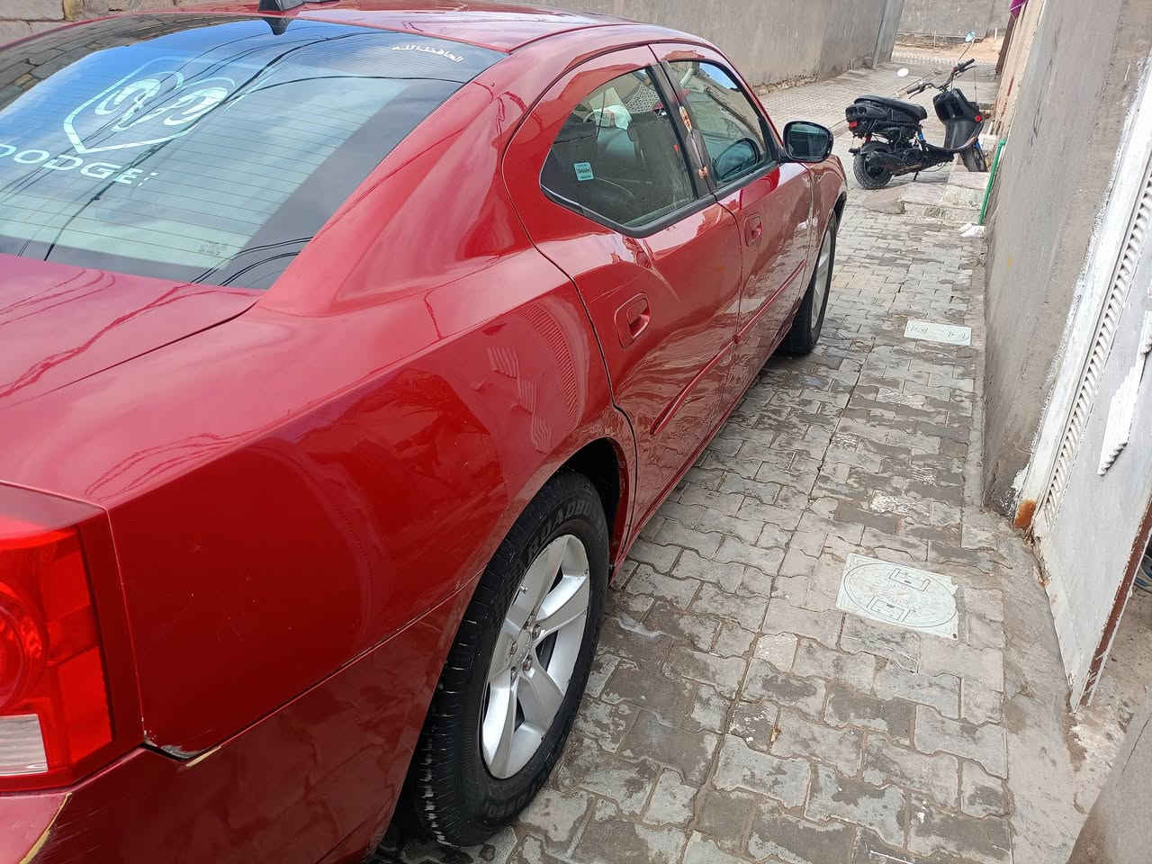 شارجر مديال   2010رقم بغداد. بيع او مراوس حسب القناعه رقم.   مكان السياره سماوة  ***********
