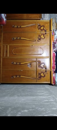 خزانة • للبيع • نهائي