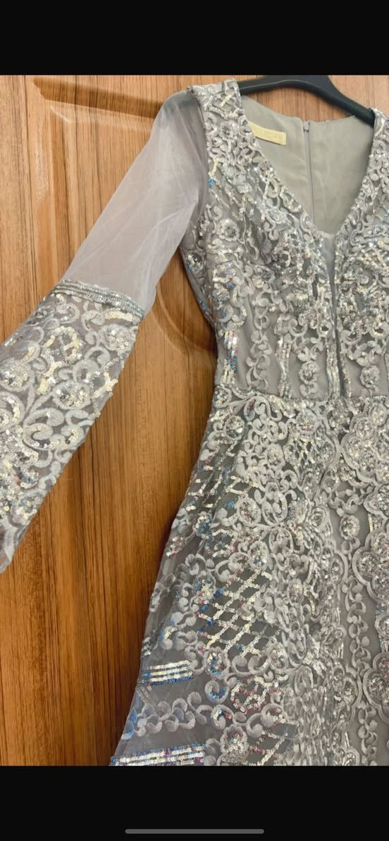 للبيع  فستان ما ملبوس بعده جديد  قياس 38 السعر 70 وبي مجال


**إذا كنت صاحب هذا الإعلان وتريد حذفه لأي سبب، رجاءا أرسل رسالة إلى الدعم الفني**