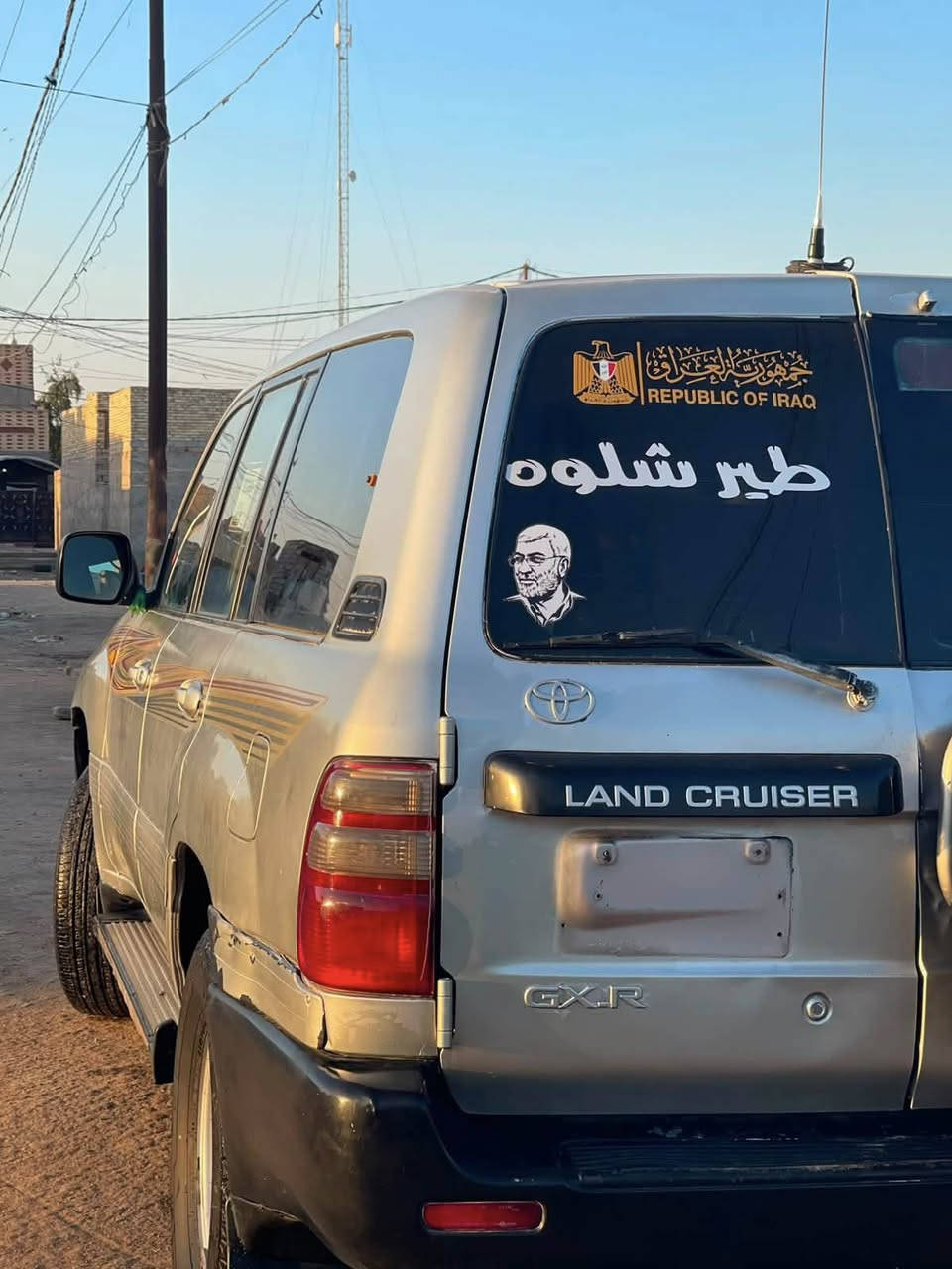 ‏بسم الله الرحمن الرحيم لاند كروز مانيكا محرك كاز 

موديل 2003 مصبوقه جماليه فقط مزاد سيارة 

مكفولة كفالة عامة جاهزة محرك نظيف جديد كير 

شرط كير عادي سياره فول جام اتو تخم تاير جديد جبلي السعر98بيه 

مجال قليل مراوس بيكم نيسان أو لاندكروزر بانزين حسب 

القناعه العنوان النجف الباركيه شارع المطار القديم ال تواصل 

***********:واتساب ￼
