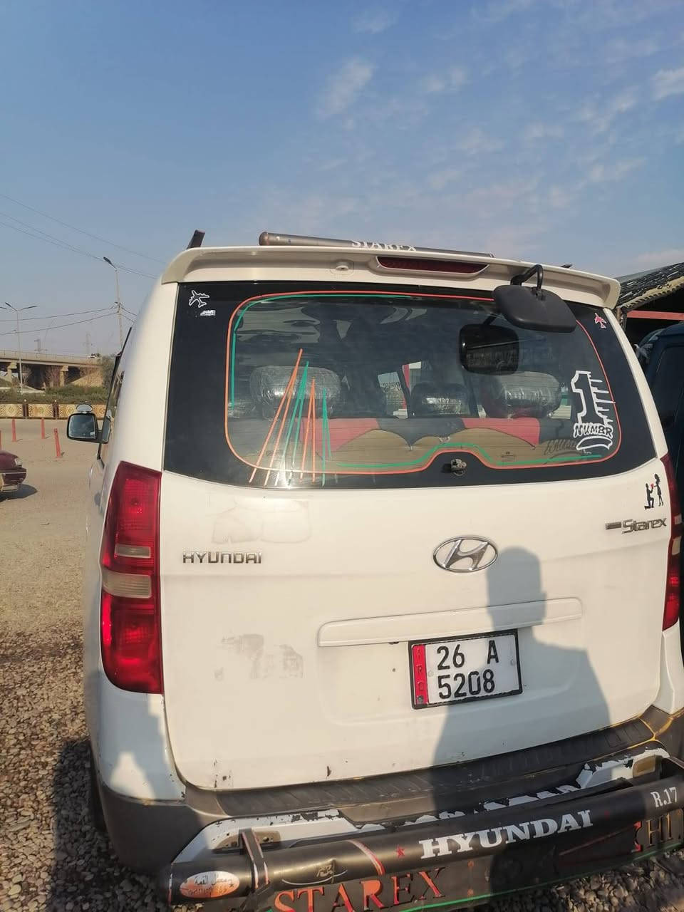 السلام عليكم 
للبيع ستاريكس 2012
رقم صلاح الدين شرط التحويل 
مصفره هيئه وضريبه 
السياره بيها صبغ بالجاملغ الخلفي شي قليل
السعر 160 وبيها مجال شي قليل 
مكلف بالنشر 
للأستفسار على الرقم ***********
